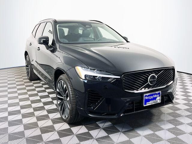 2026 VOLVO XC60