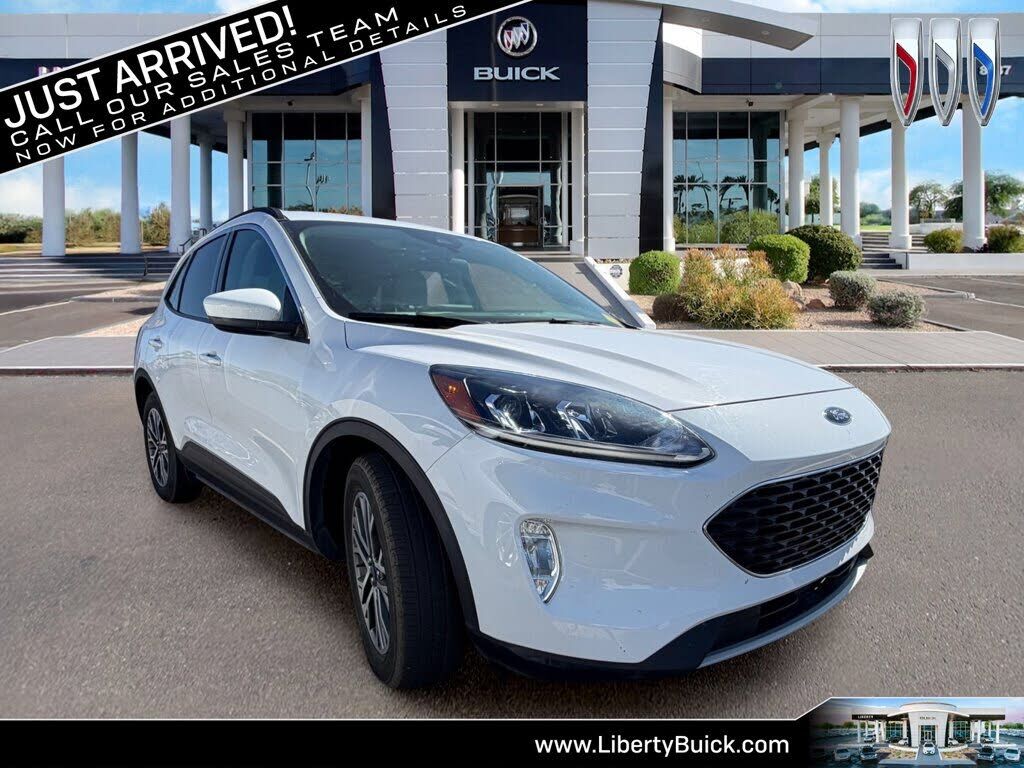 2020 FORD Escape