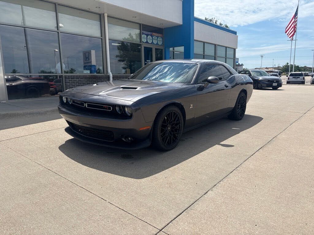 2015 DODGE Challenger
