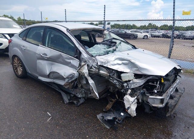 2016 FORD Focus