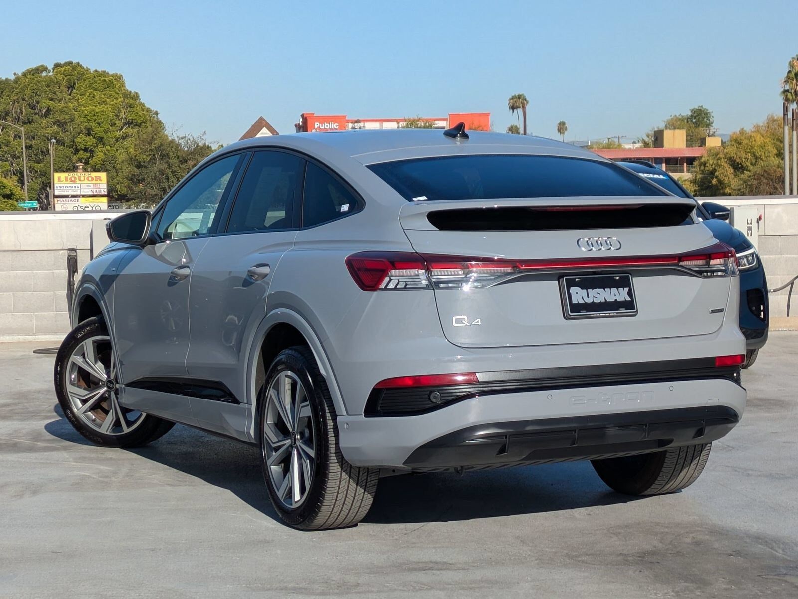 2023 Audi Q4