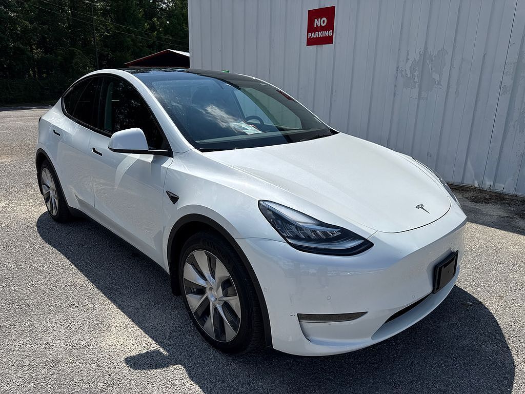 2022 TESLA Model Y