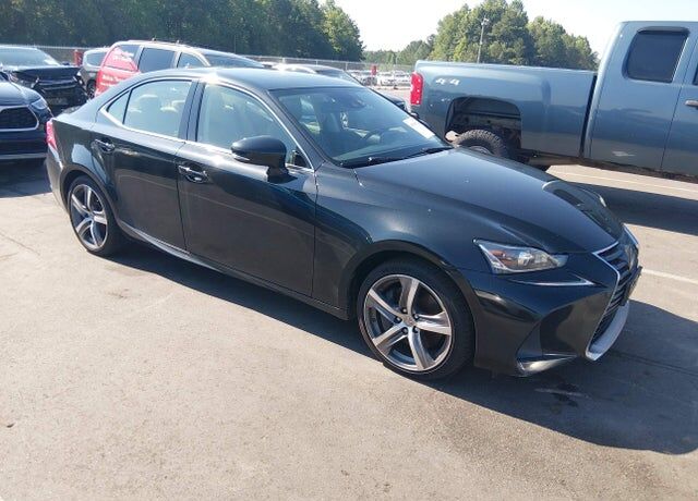 2017 LEXUS IS