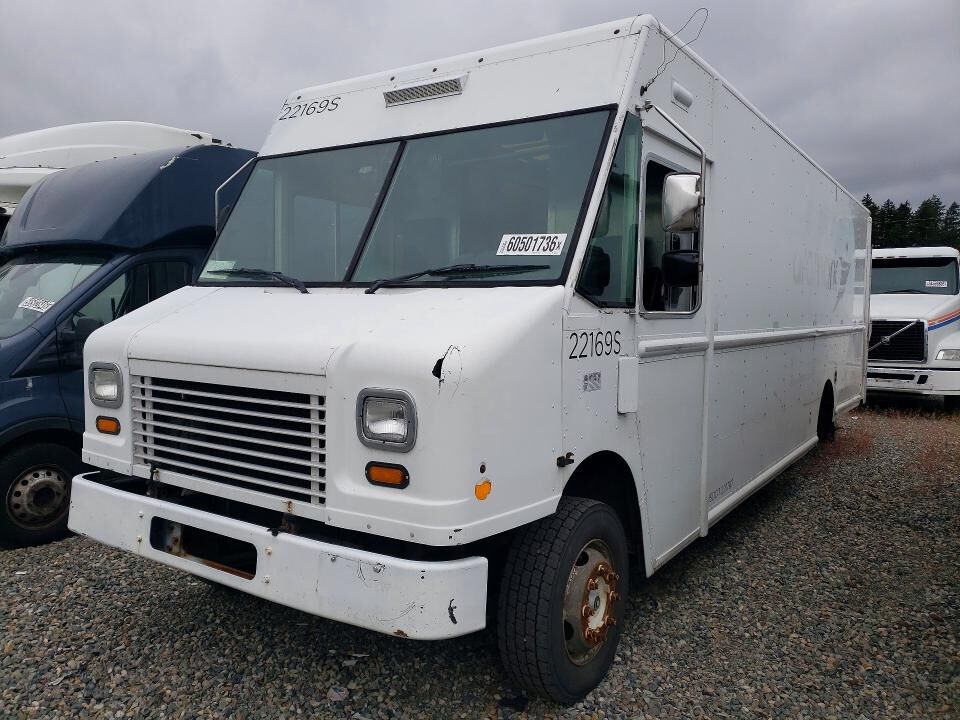 2012 WORKHORSE W62