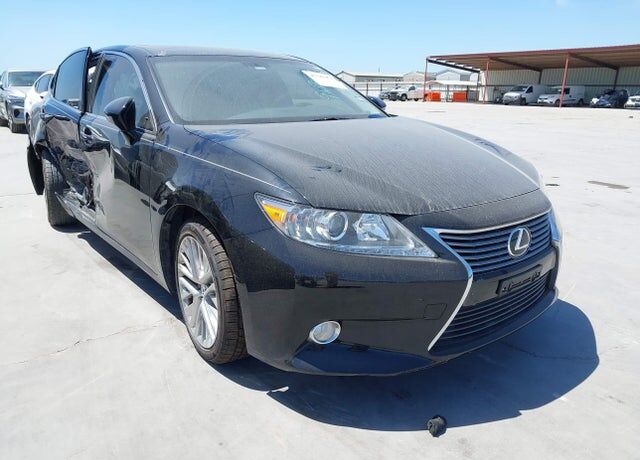 2015 LEXUS ES