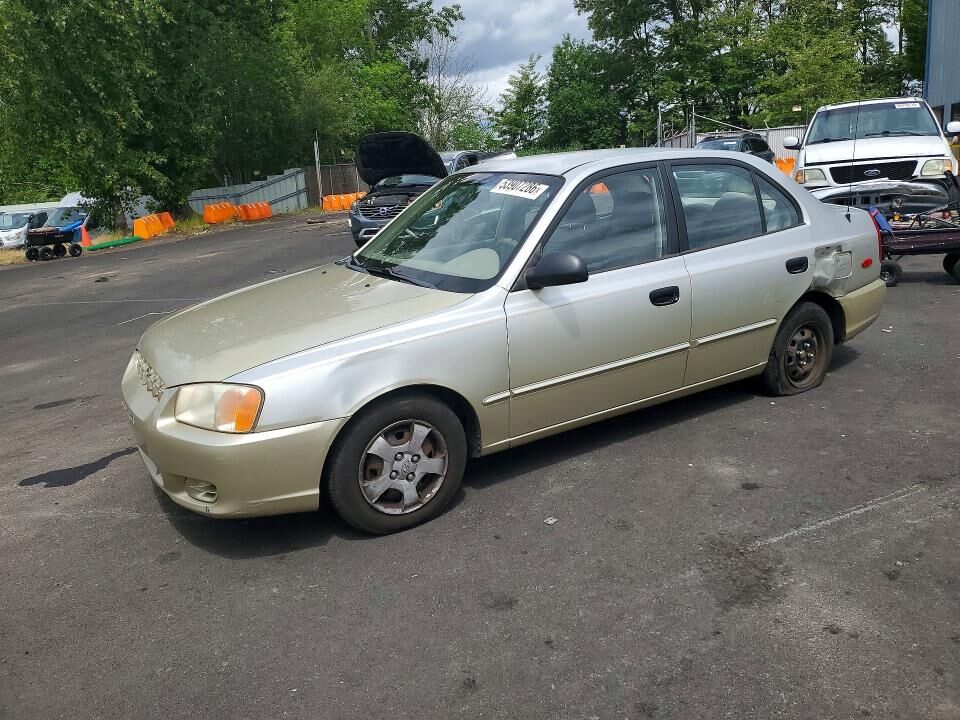2002 HYUNDAI Accent