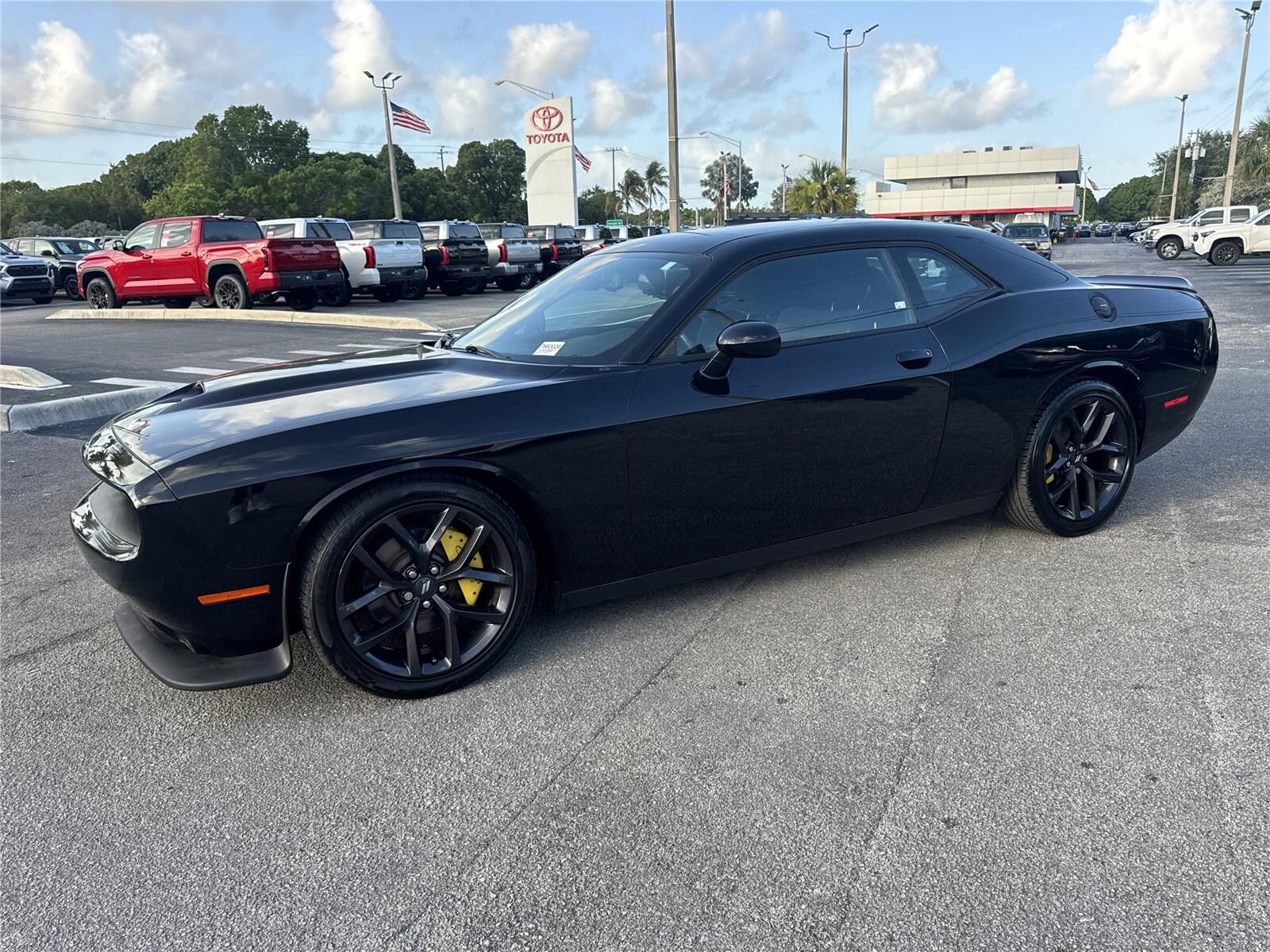2021 DODGE Challenger