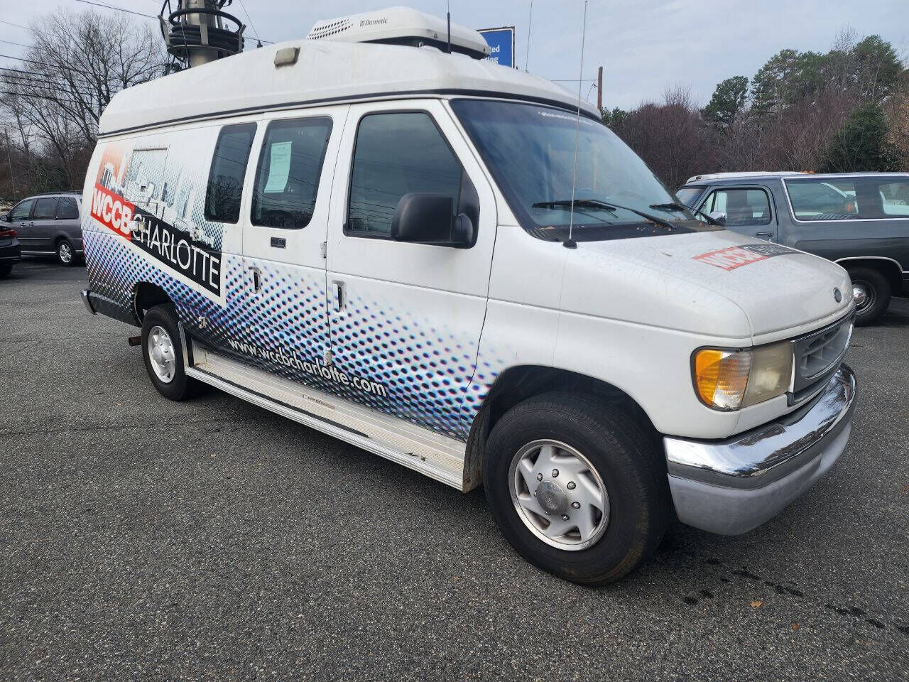 1999 FORD E-350