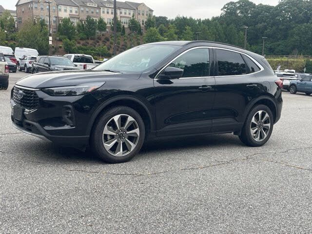 2024 FORD Escape