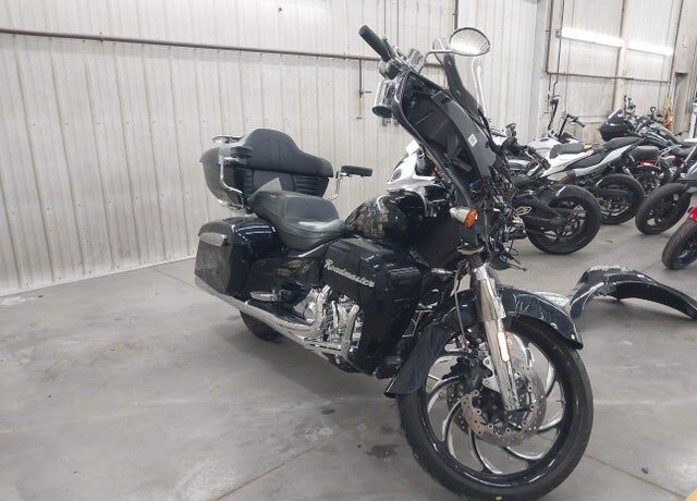 2021 INDIAN MOTORCYCLE Roadmaster