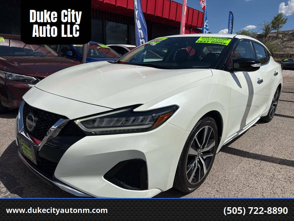 2023 NISSAN Maxima