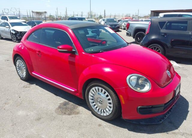 2014 VOLKSWAGEN Beetle