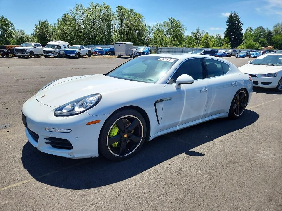 2016 PORSCHE Panamera