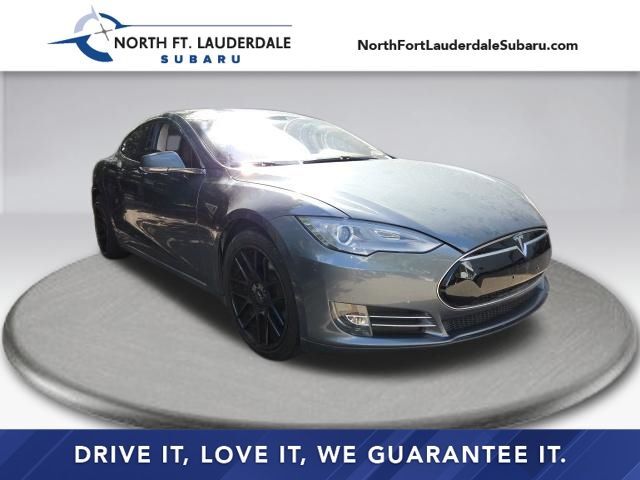 2013 TESLA Model S