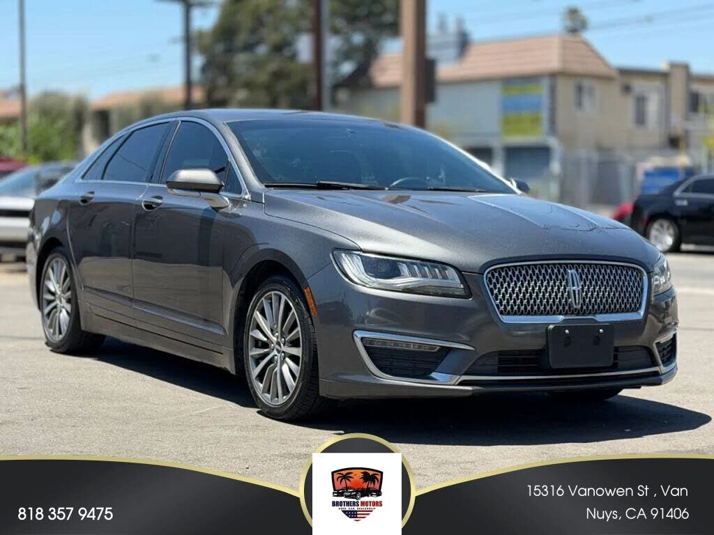 2017 LINCOLN MKZ