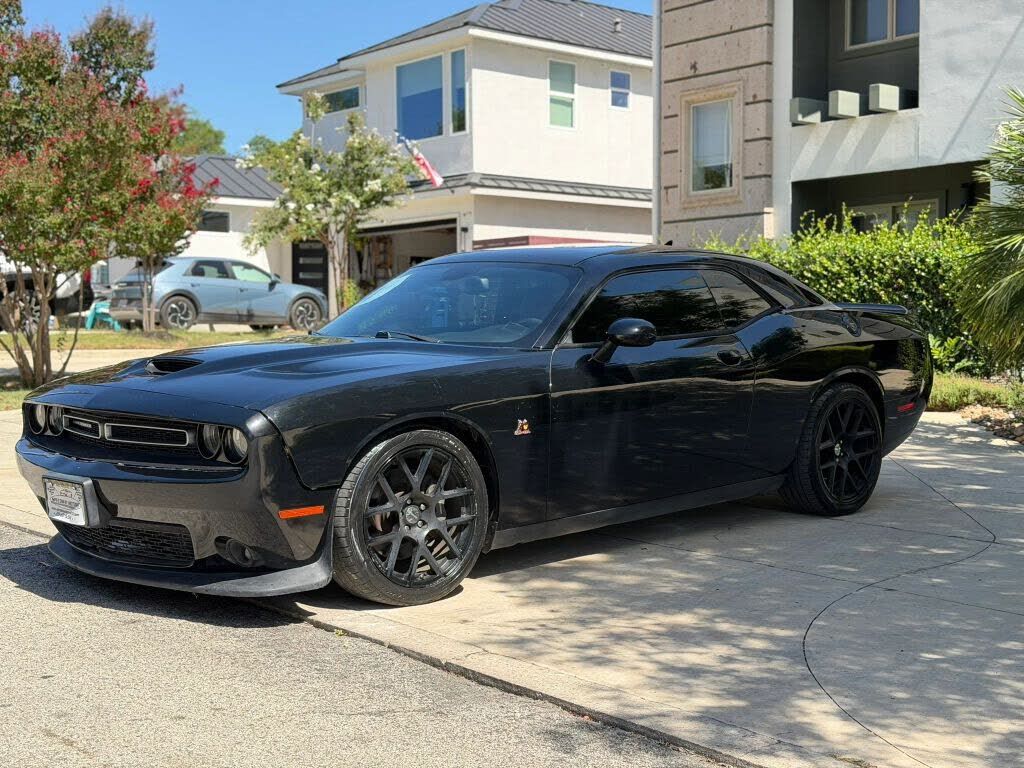 2015 DODGE Challenger
