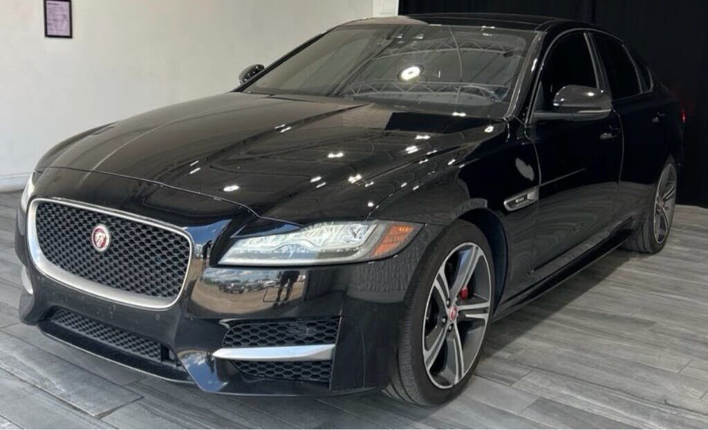 2019 JAGUAR XF