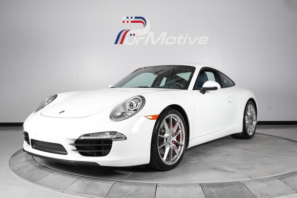 2015 PORSCHE 911