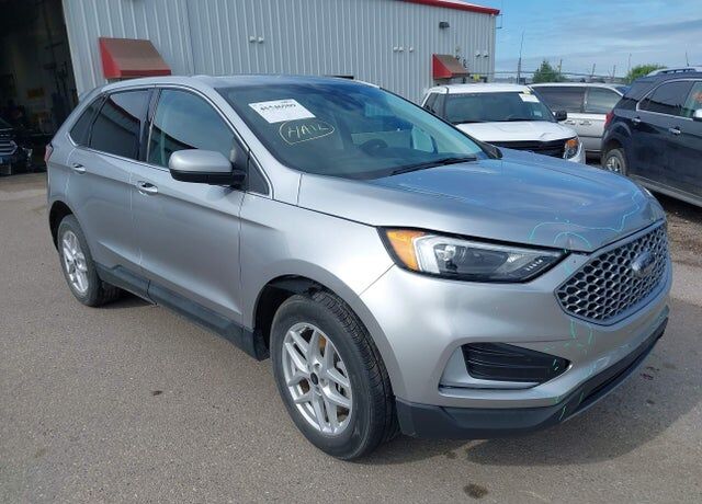 2023 FORD Edge