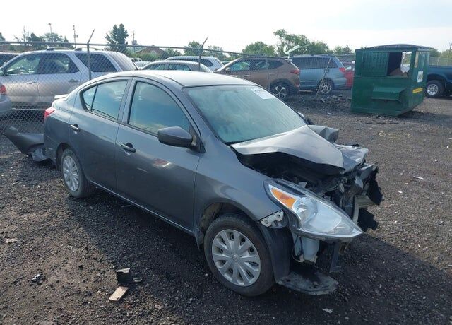 2018 NISSAN Versa