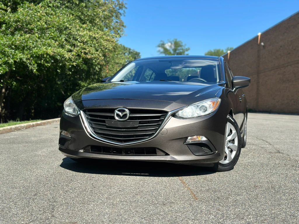 2016 MAZDA Mazda3