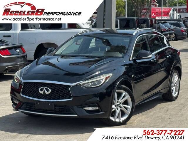 2017 INFINITI QX30