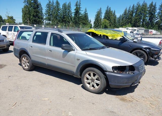 2002 VOLVO V70
