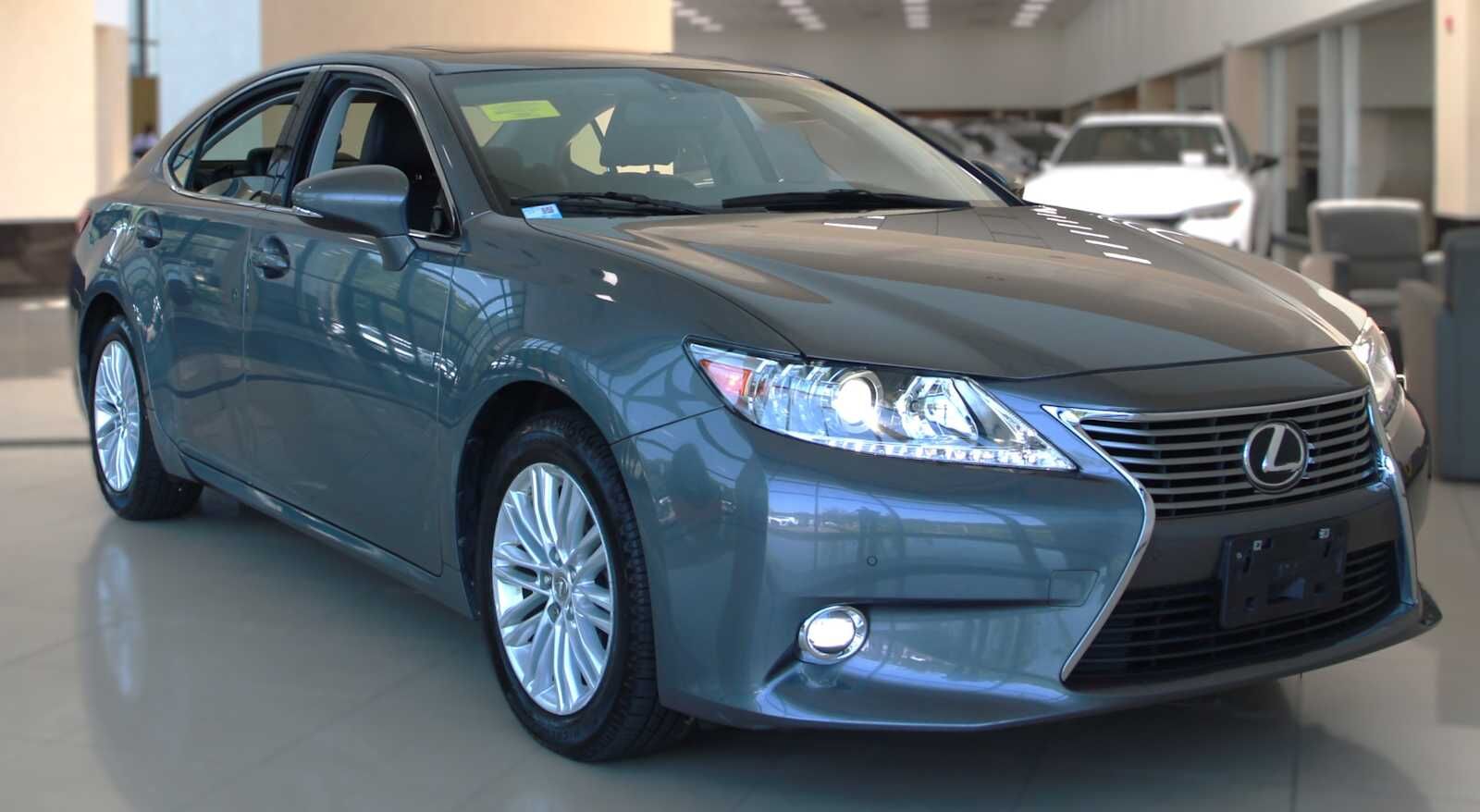2015 LEXUS ES