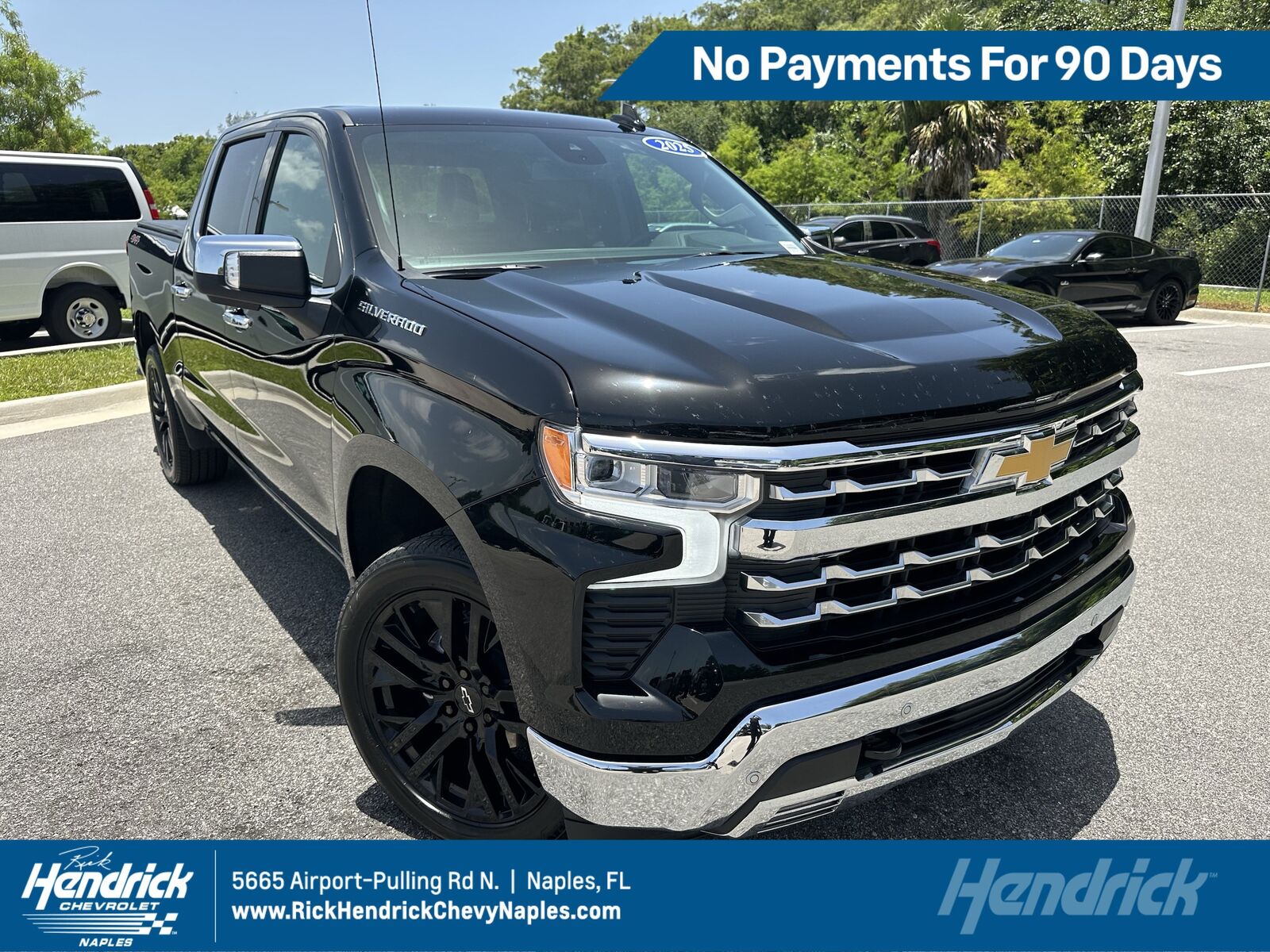 2025 CHEVROLET Silverado
