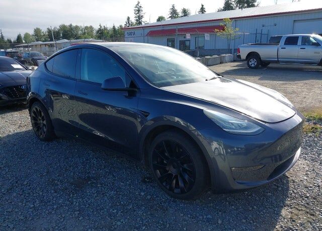 2021 TESLA Model Y