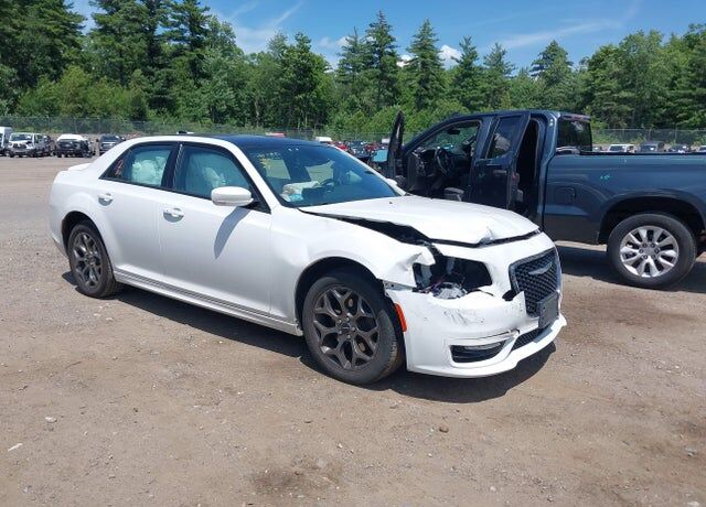 2018 CHRYSLER 300