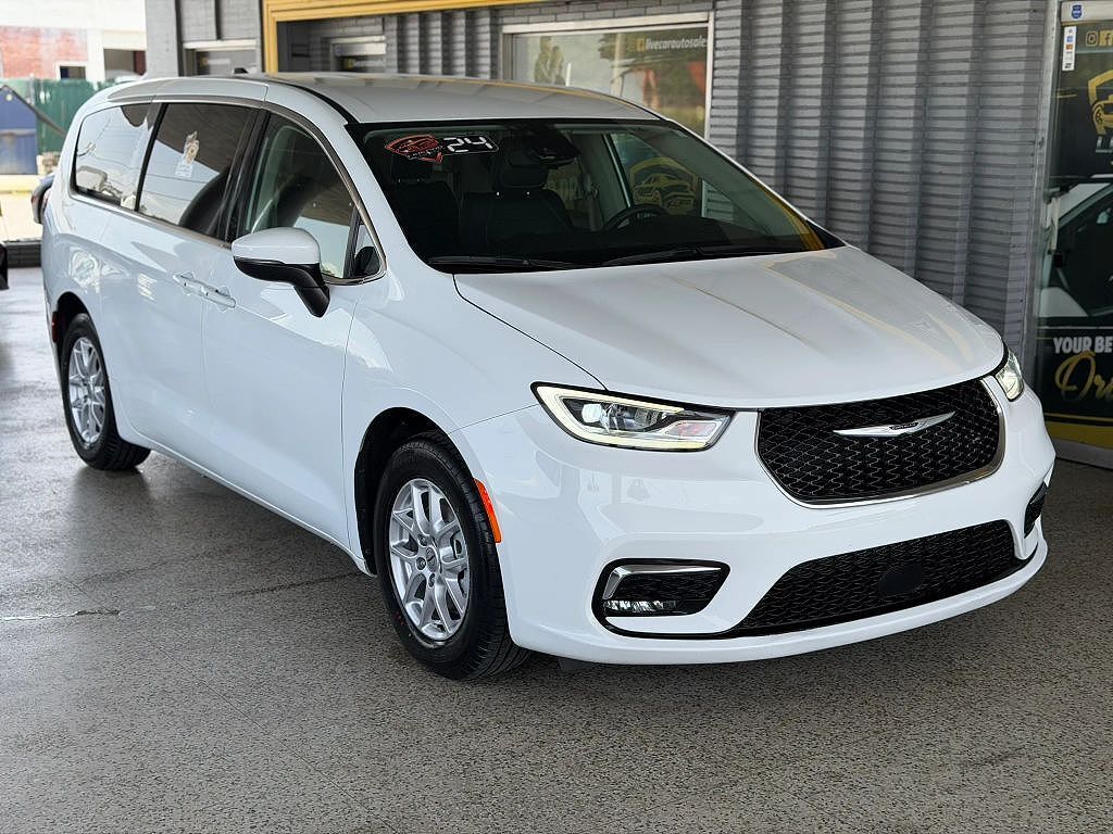 2024 CHRYSLER Pacifica