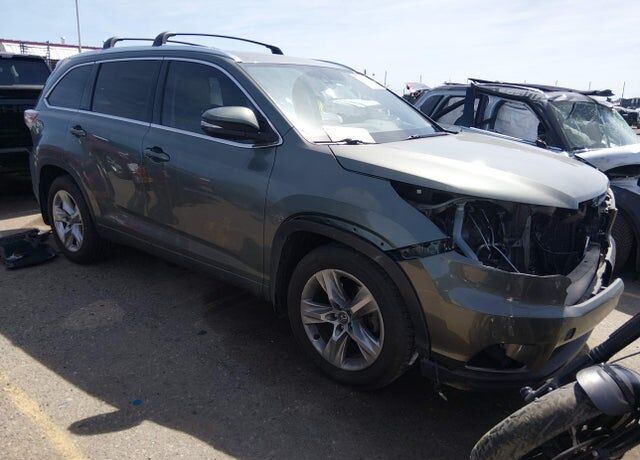 2016 TOYOTA Highlander