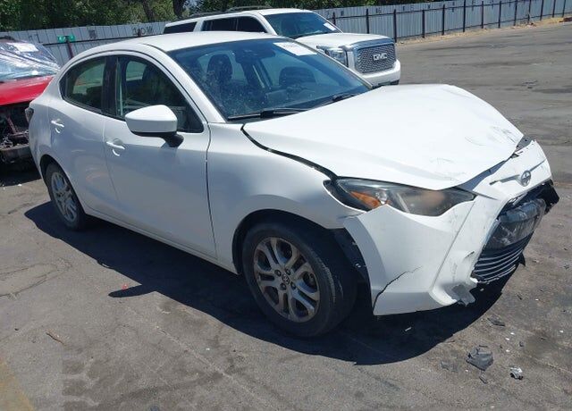 2016 TOYOTA Scion