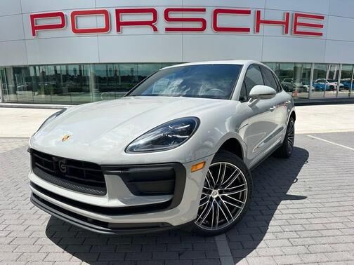 2026 PORSCHE Macan