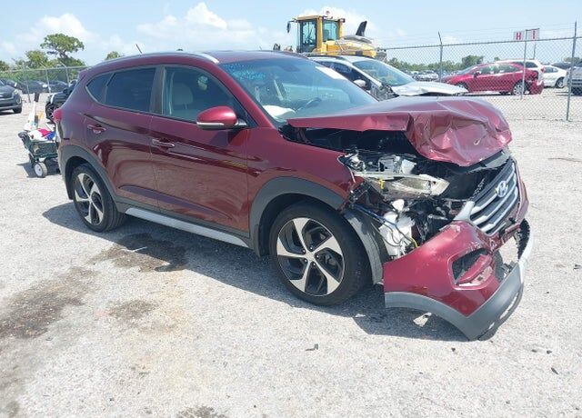 2017 HYUNDAI Tucson