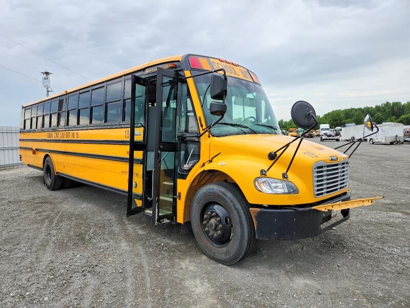 2009 FREIGHTLINER B2 Bus Chassis
