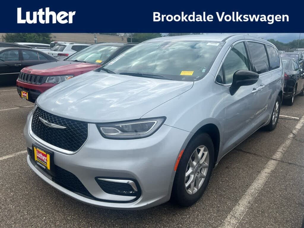 2024 CHRYSLER Pacifica