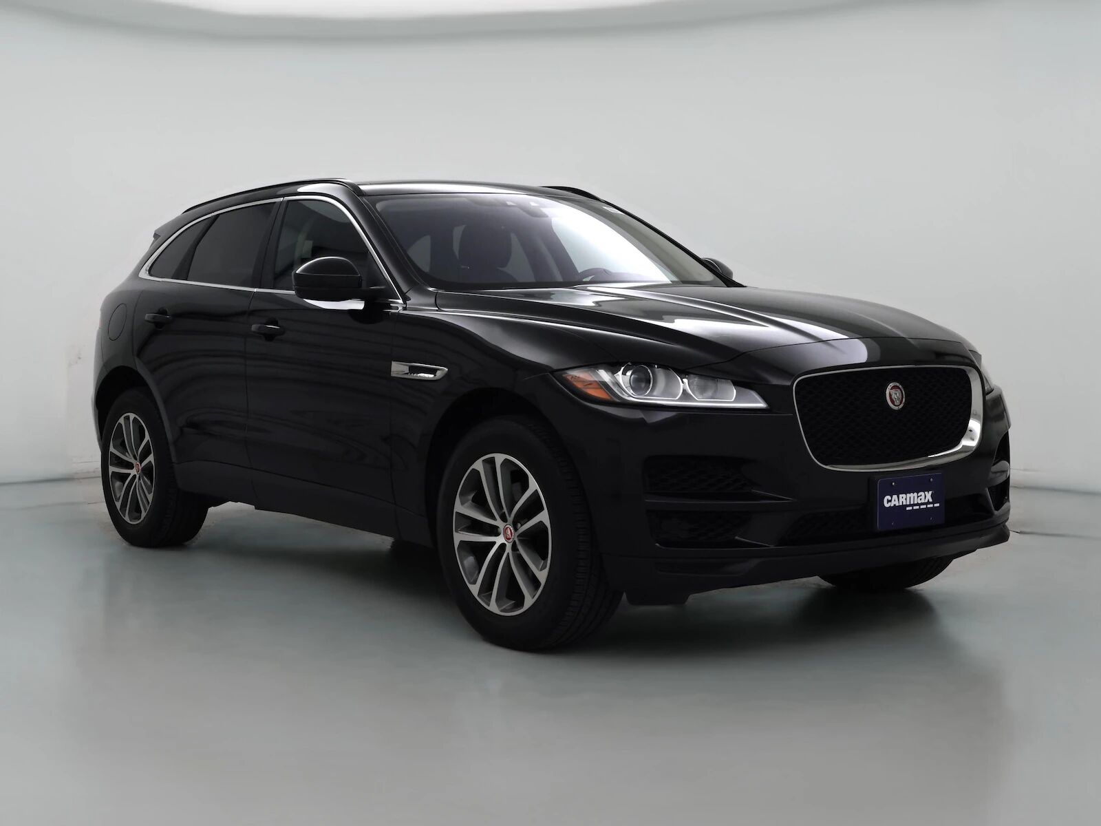 2019 JAGUAR F-Pace