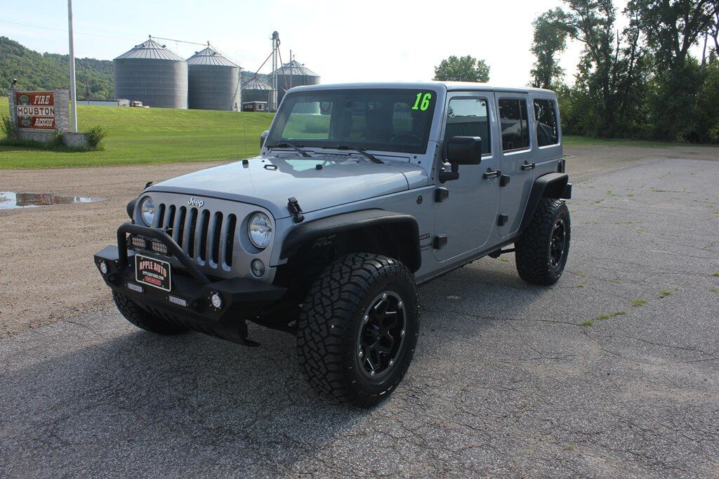 2016 JEEP Wrangler