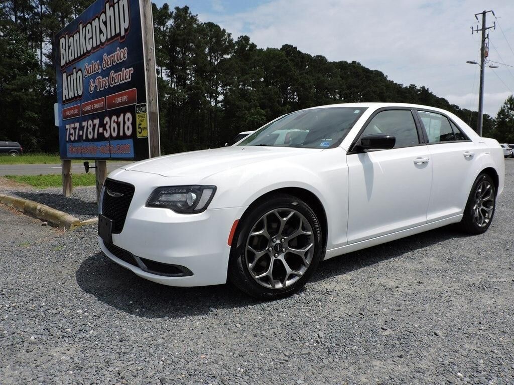 2018 CHRYSLER 300