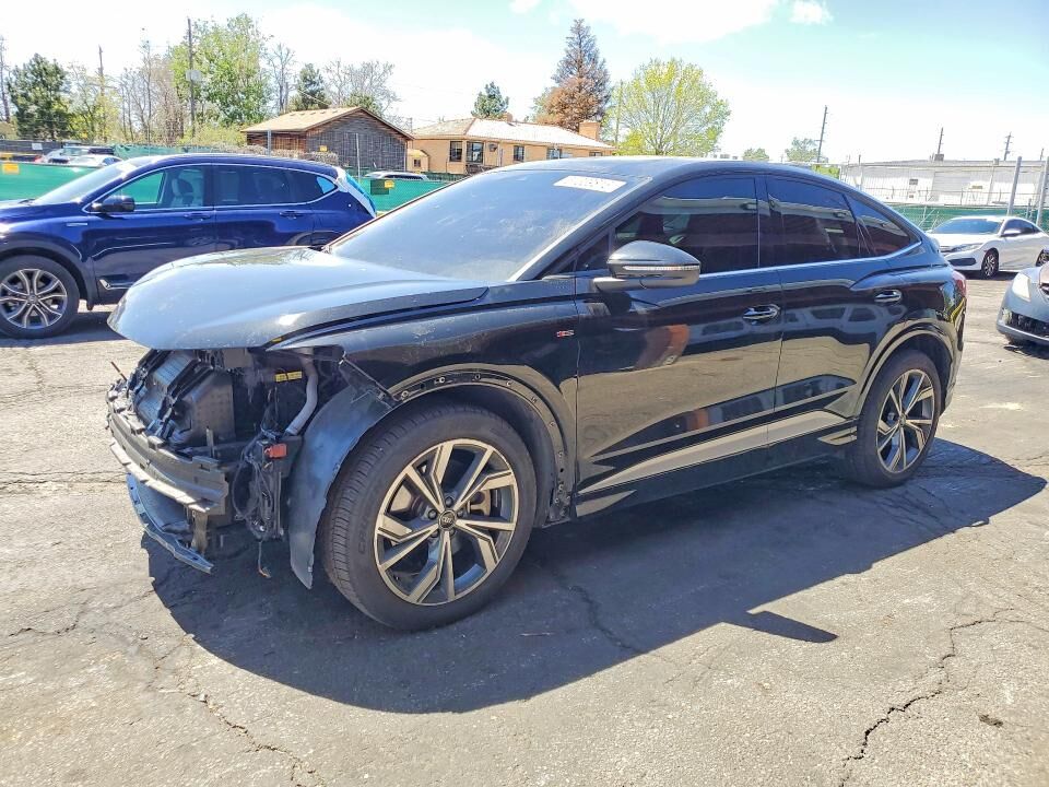 2024 AUDI Q4