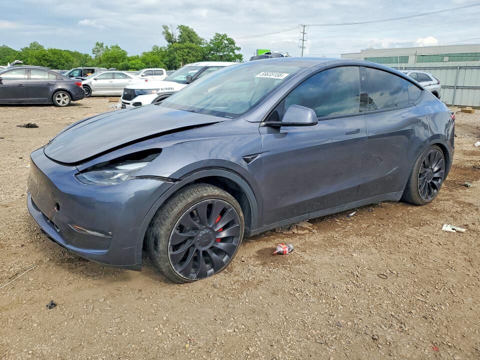 2023 TESLA Model Y