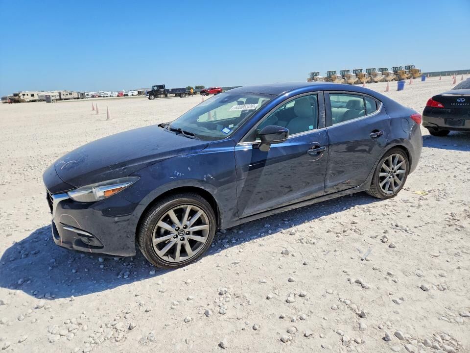 2018 MAZDA Mazda3