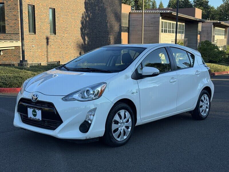 2015 TOYOTA Prius