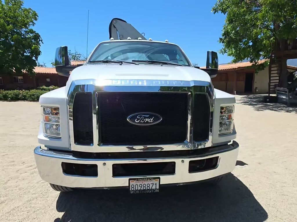 2017 FORD F-650