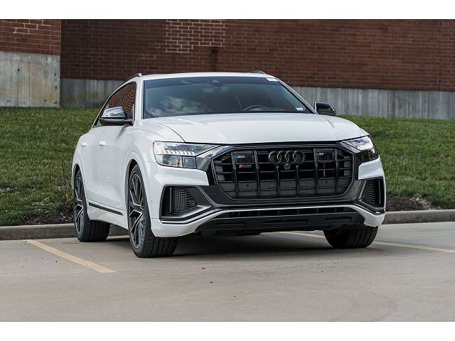 2023 AUDI SQ8