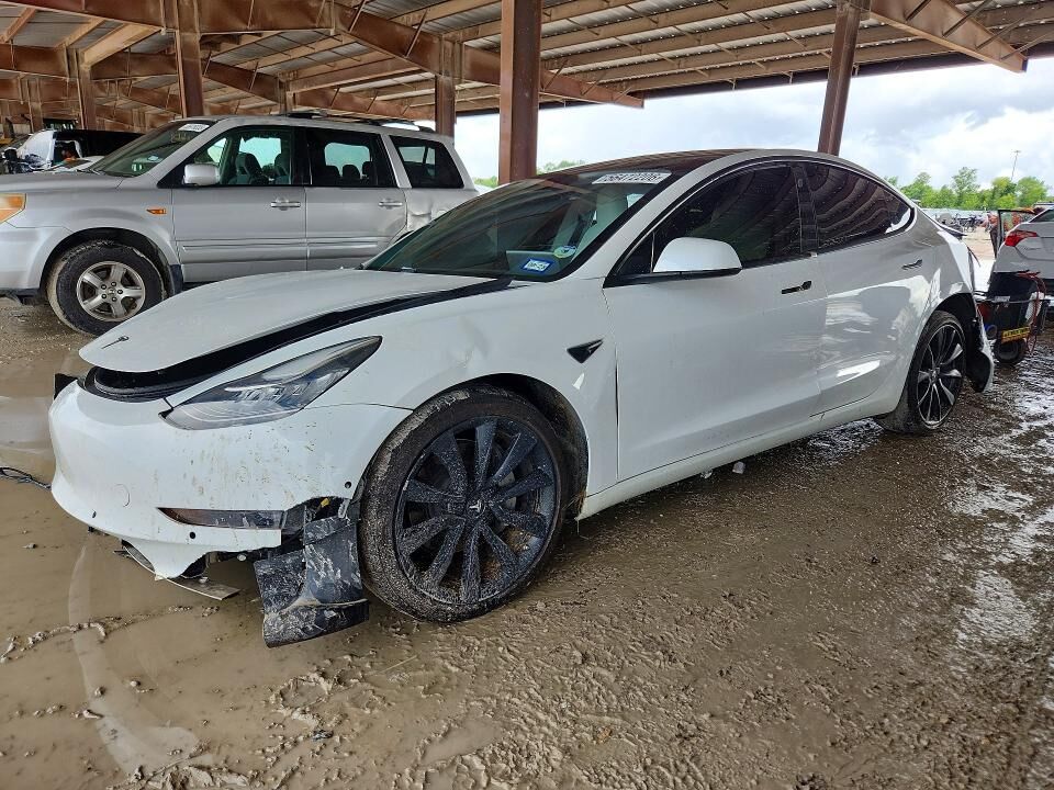 2019 TESLA Model 3