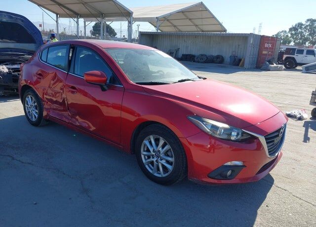 2016 MAZDA Mazda3