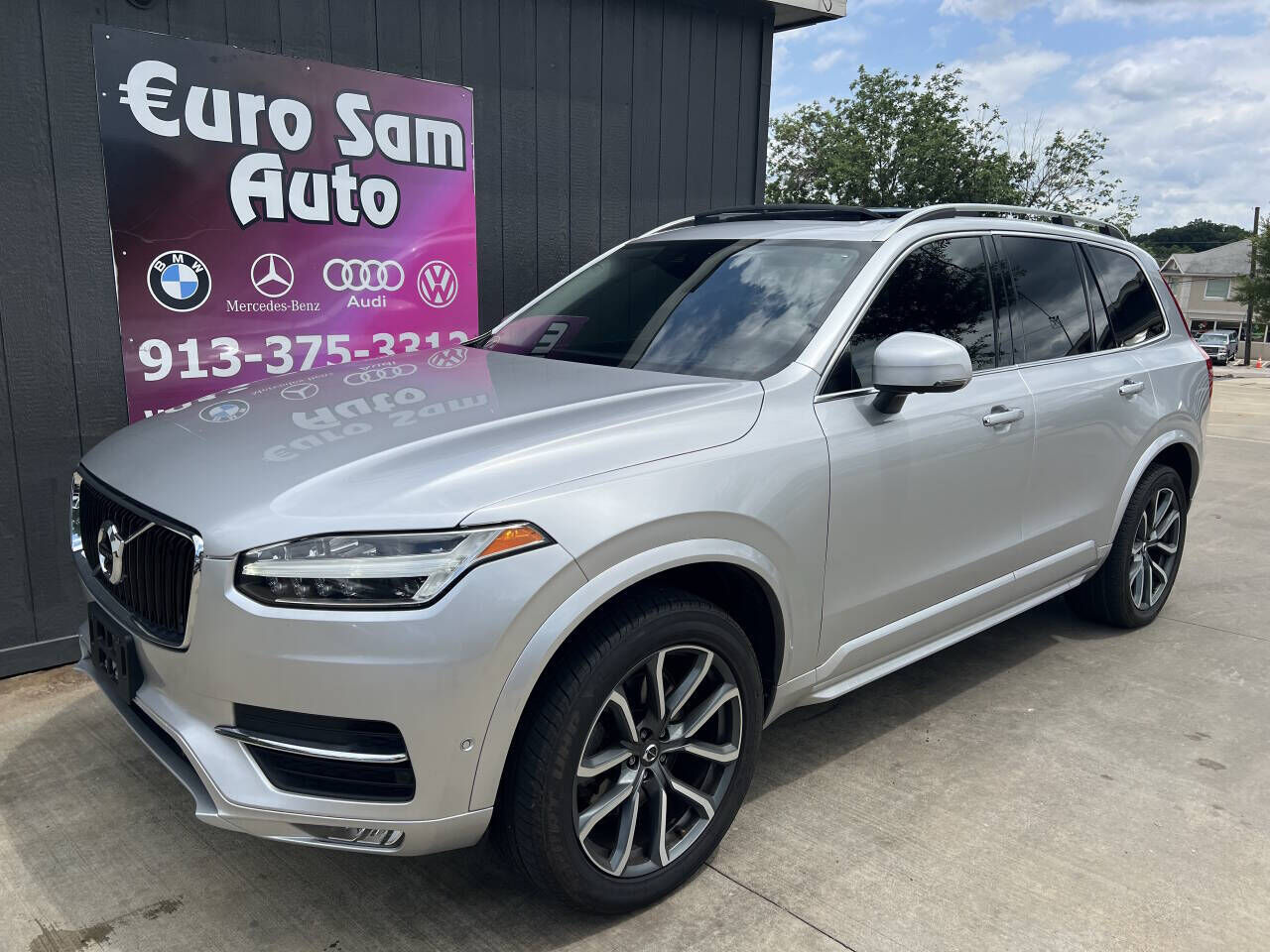 2017 VOLVO XC90